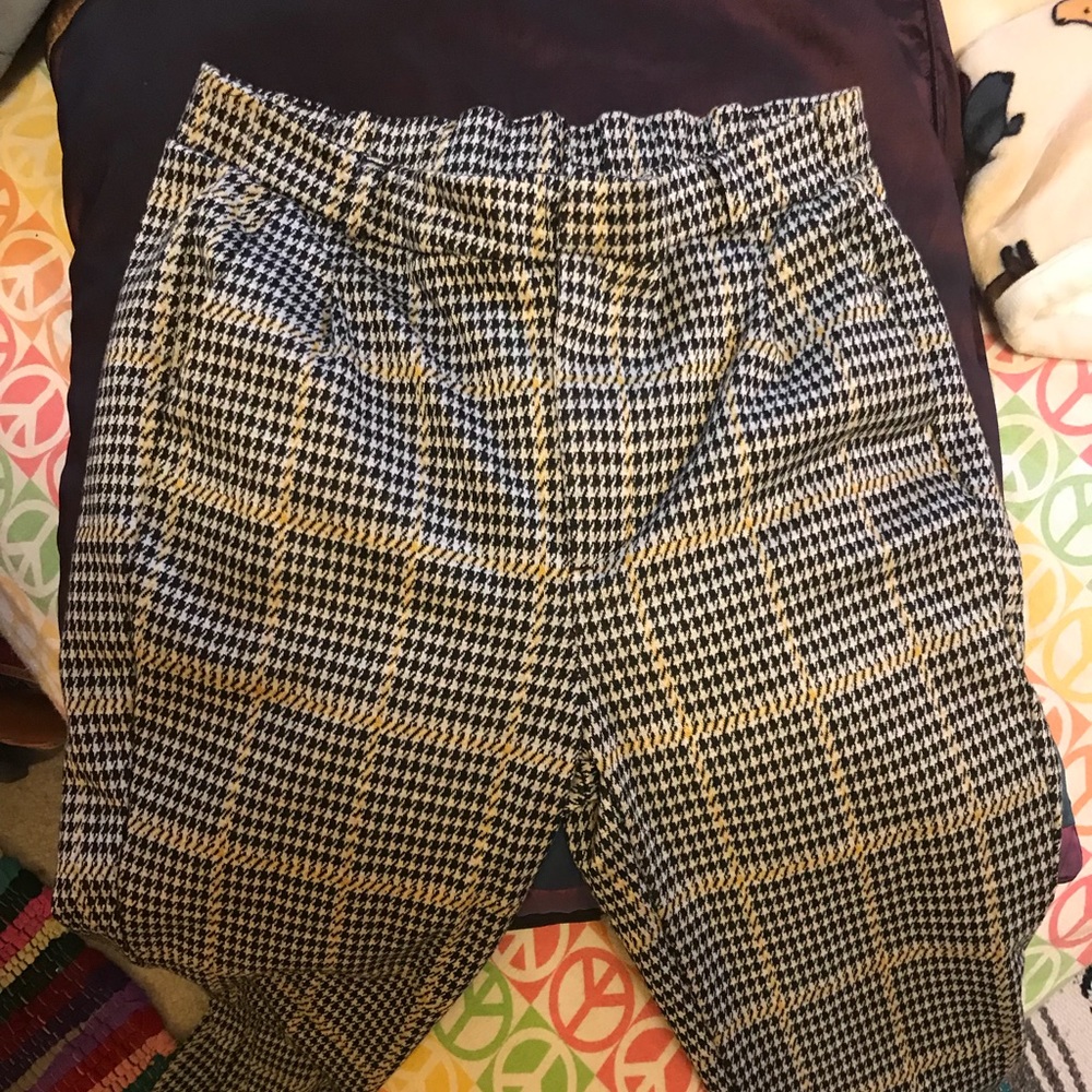 Houndstooth cropped pants